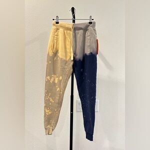 La Detresse Acid Wash Distressed Sweatpants Two Tone Artsy Grafitti, XS, NWT